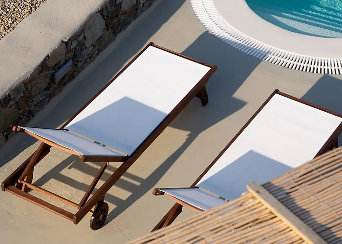 Dipolis Luxury Apartments Syros