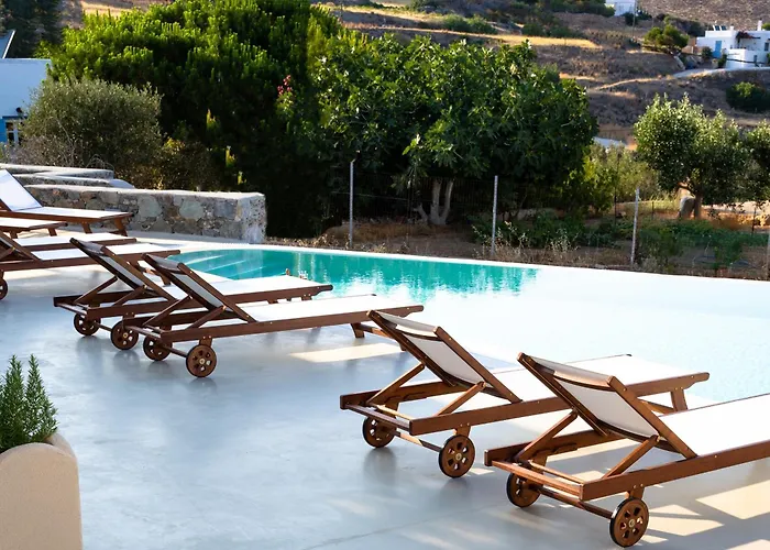Dipolis Luxury Apartments Syros